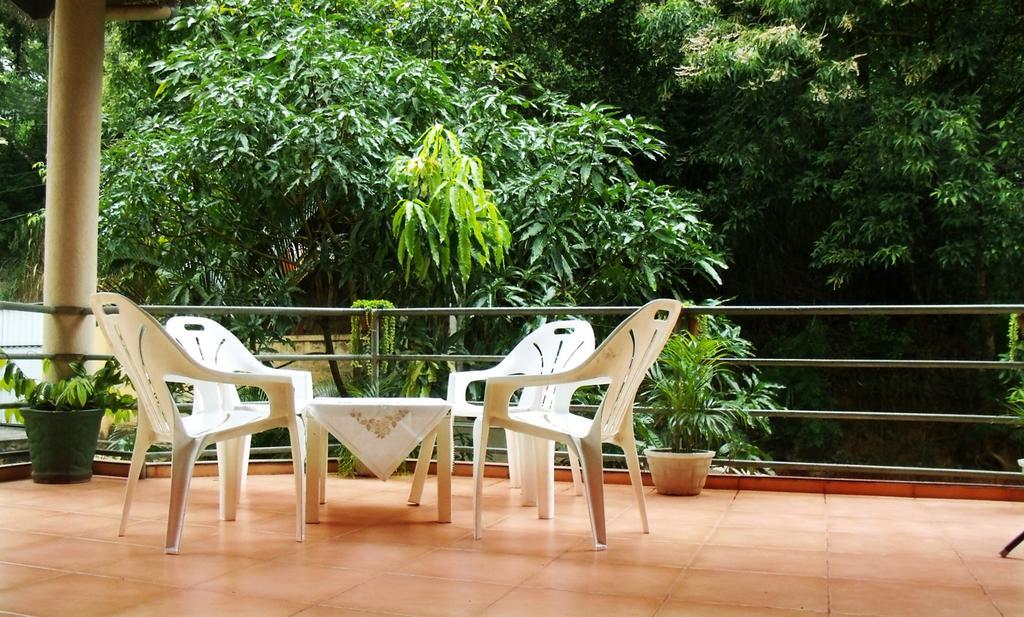 The Peppermint Apartman Kandy Kültér fotó